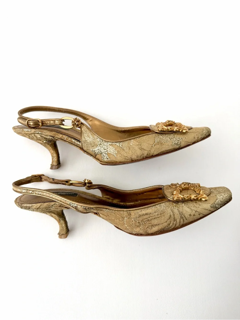 DOLCE & GABBANA | Vintage Gold Brocade Slingback Kitten Heel Pumps EU 37.5